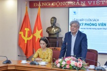 Nguyên Tổng Giám đốc TTXVN ra mắt cuốn Hồi ký phóng viên chiến trường