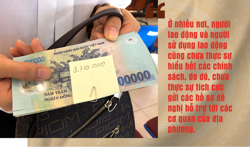 Giúp dân không chỉ là trách nhiệm mà còn bằng lương tâm và tình cảm… - 5 Giúp dân không chỉ là trách nhiệm mà còn bằng lương tâm và tình cảm… - 5