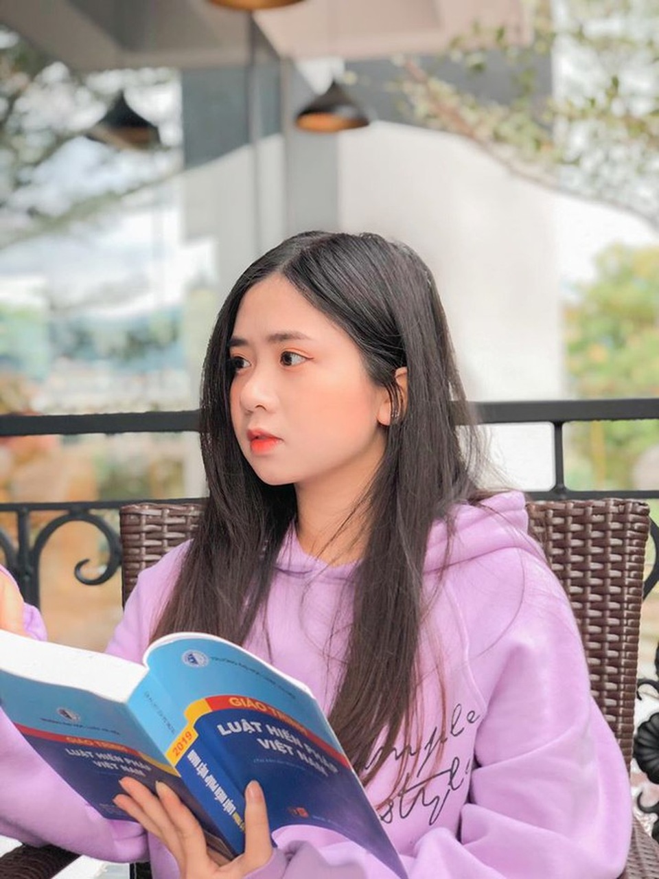 Hot girl trường Luật ước mơ làm giảng viên - 14 Hot girl trường Luật ước mơ làm giảng viên - 14