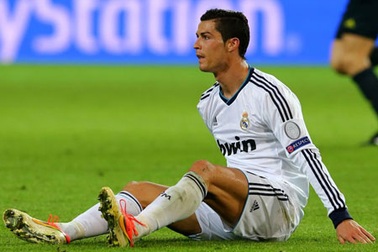 C.Ronaldo nghỉ trận derby Madrid vì chấn thương