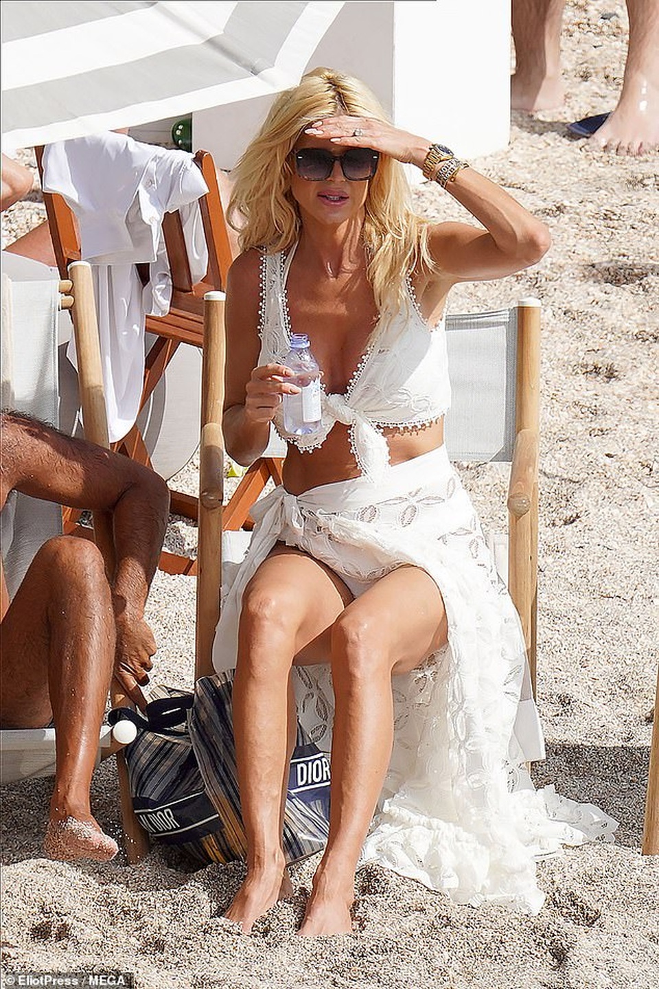 Người mẫu Playboy Victoria Silvstedt bốc lửa trên biển - 6 Người mẫu Playboy Victoria Silvstedt bốc lửa trên biển - 6