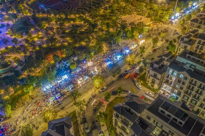 Phố đêm Ẩm Thực tại Vinhomes Grand Park đã trở thành điểm hẹn được yêu thích hàng đầu tại khu Đông TPHCM