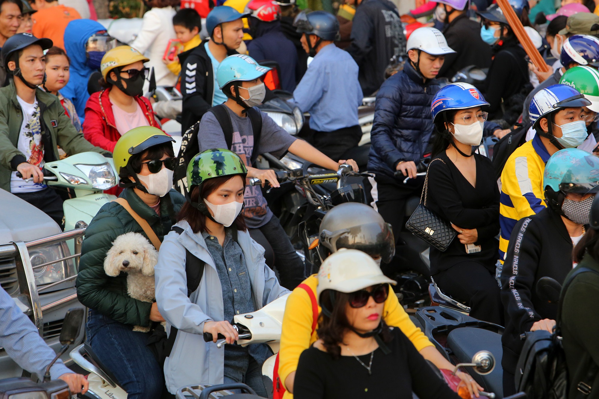 Hà Nội: Đường phố giáp Tết kẹt cứng - 7 Hà Nội: Đường phố giáp Tết kẹt cứng - 7