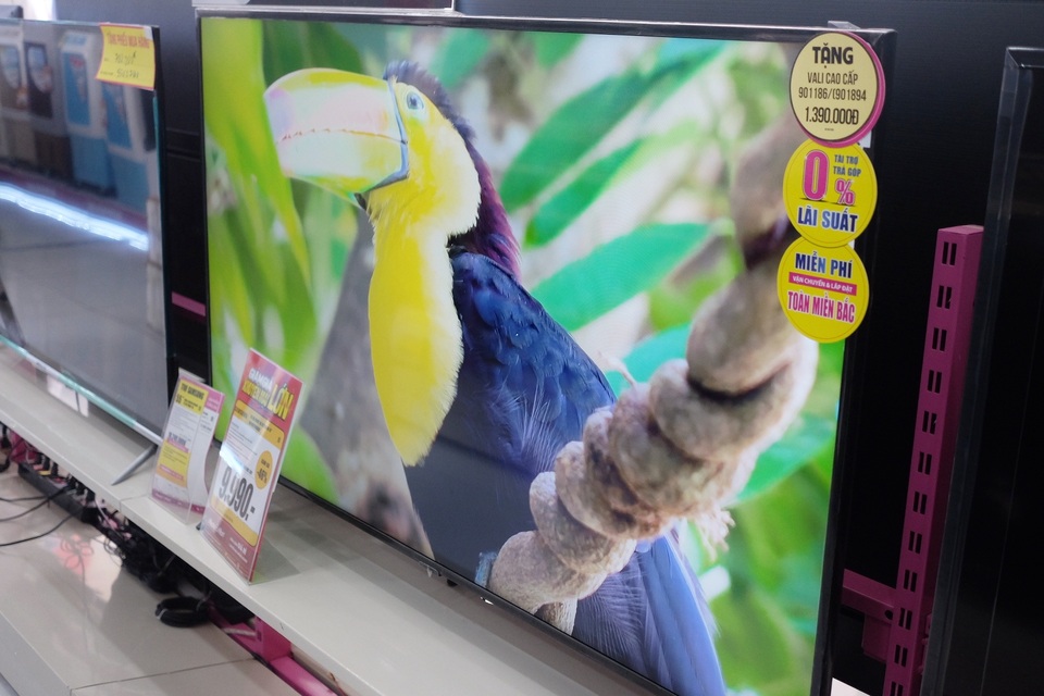Những dòng TV 4K bán chạy nhất trong dịp hè 2020 - 1 Những dòng TV 4K bán chạy nhất trong dịp hè 2020 - 1