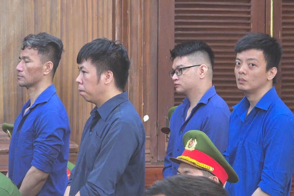 Mua bán hơn 100kg ma túy, nữ DJ tại TPHCM đối mặt với khung lên tới tử hình - 2 Mua bán hơn 100kg ma túy, nữ DJ tại TPHCM đối mặt với khung lên tới tử hình - 2