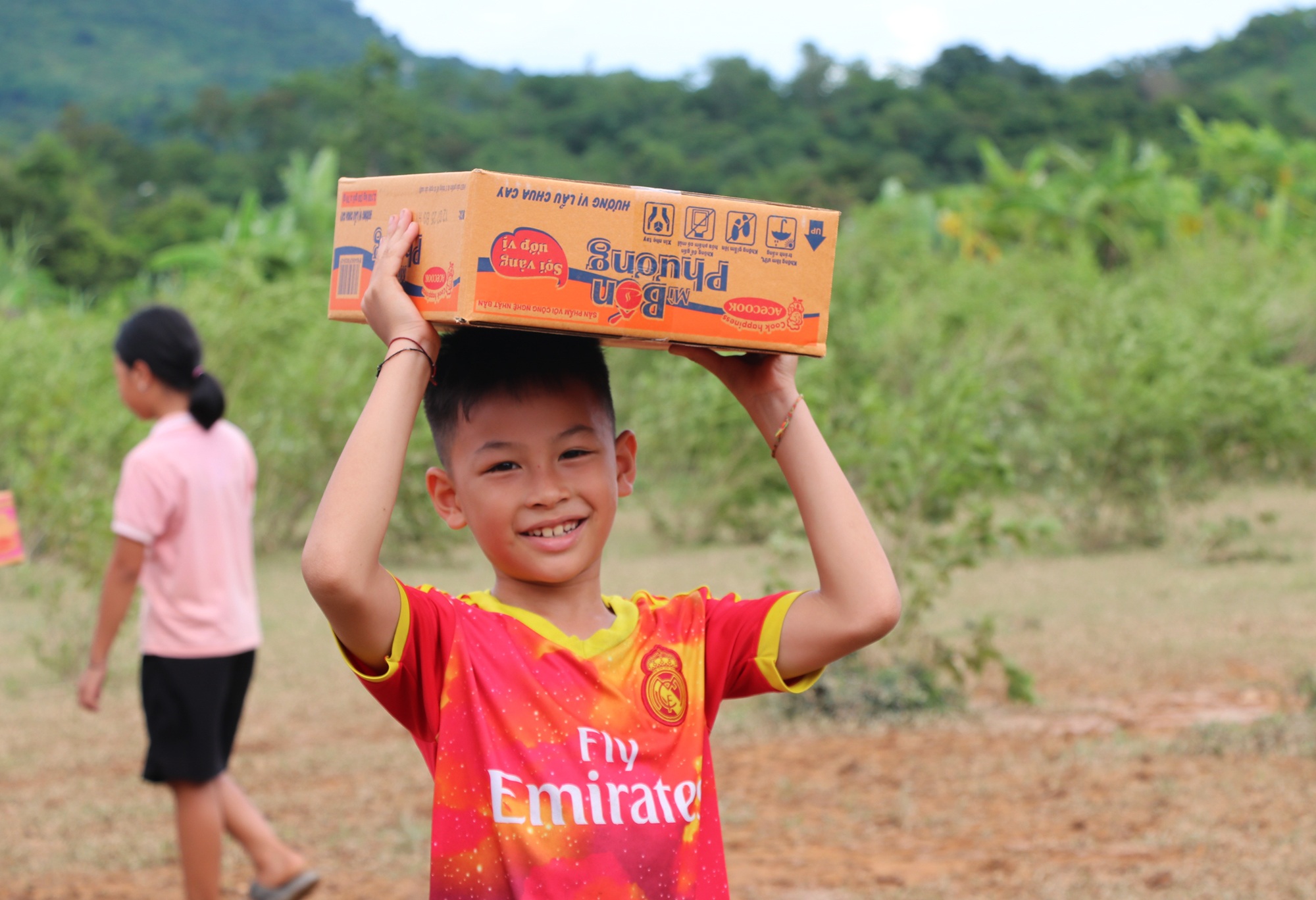 Lũ ngập đến tận nóc, nhà tôi không còn một hạt gạo, một hạt muối nào - 11