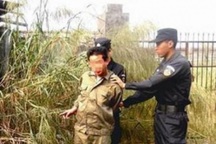 Bị vợ chê “bất lực”, bực mình ra đường cưỡng bức phụ nữ