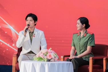 Nguyễn Văn Chung không áp lực tỷ view sau "Viết tiếp câu chuyện hoà bình"