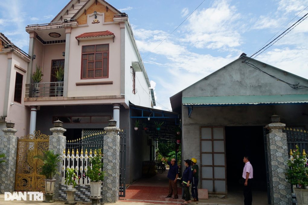 Nhiều hộ dân thoát nghèo vươn lên thành triệu phú ở Bình Định - 3 Nhiều hộ dân thoát nghèo vươn lên thành triệu phú ở Bình Định - 3