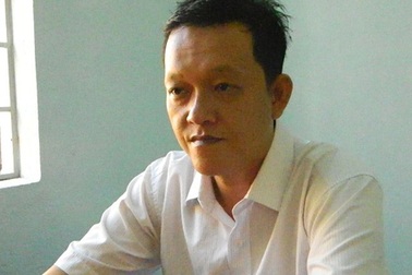 Khởi tố “siêu lừa” chạy việc vào ngân hàng.