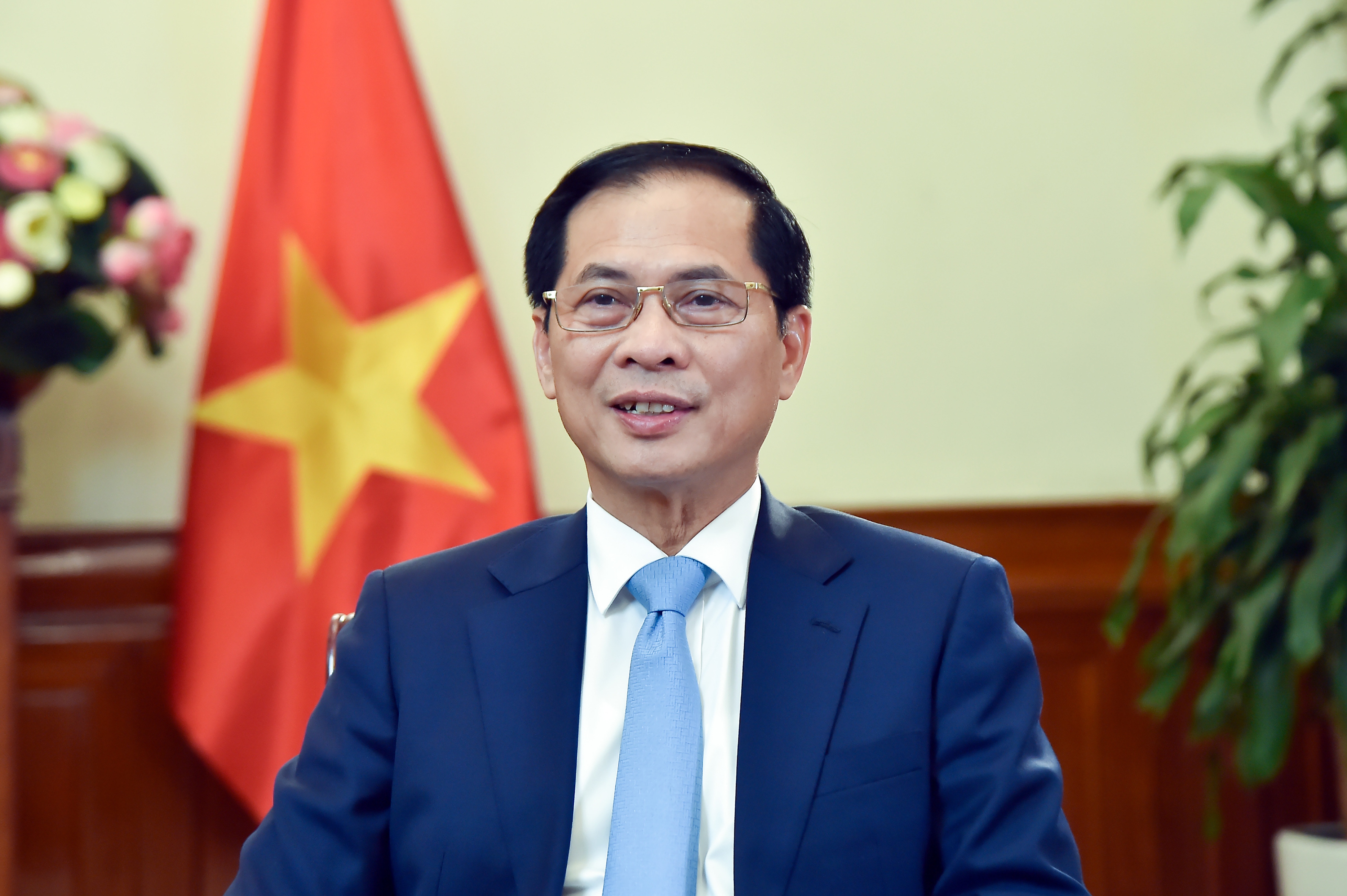 Chặng đường 80 năm vẻ vang của nền ngoại giao Việt Nam - 4 Chặng đường 80 năm vẻ vang của nền ngoại giao Việt Nam - 4