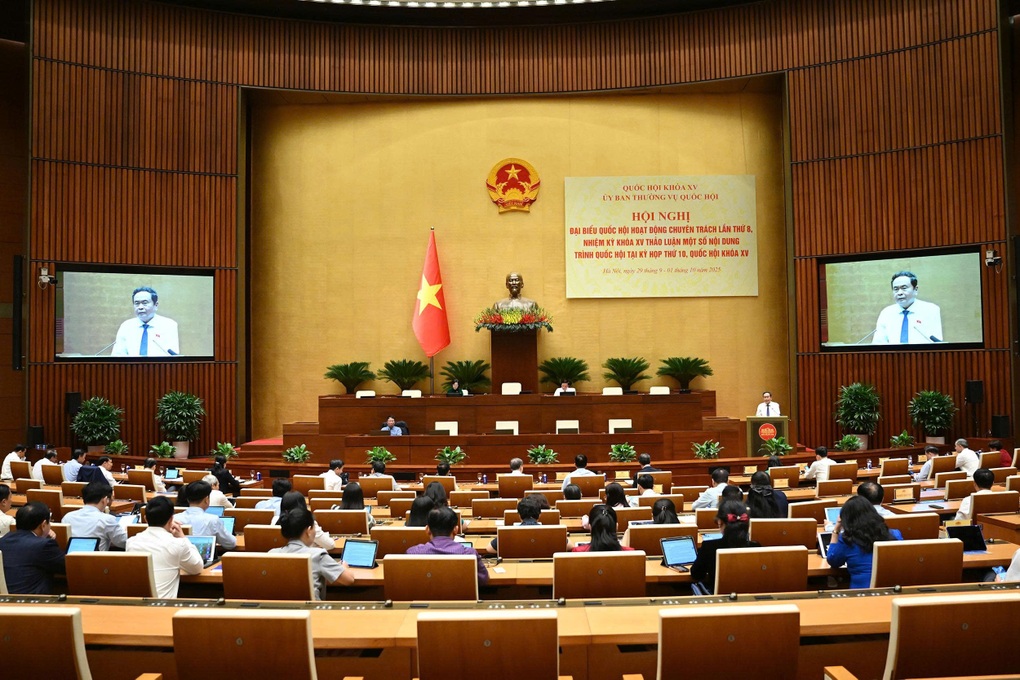National Assembly Chairman: Chủ tịch Quốc hội: “Không để lại những công việc dang dở cho khóa sau” - 2