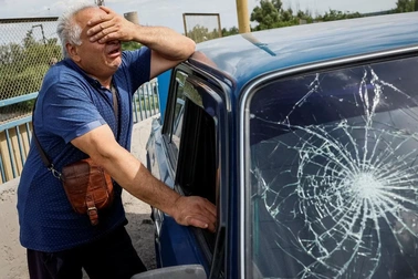 Tài xế taxi Ukraine bám trụ Sloviansk: Mưu sinh giữa làn bom đạn khốc liệt