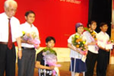 Học bổng “Chắp cánh những ước mơ”