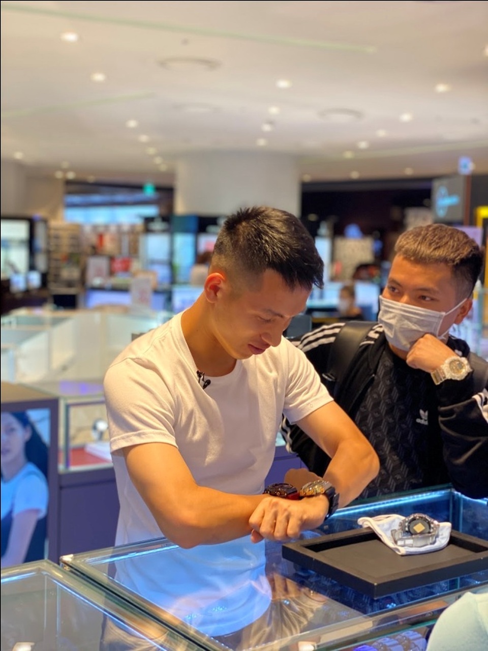 Tiền vệ Đỗ Hùng Dũng: Không có thành công nào mà không phải trả giá - 5 Tiền vệ Đỗ Hùng Dũng: Không có thành công nào mà không phải trả giá - 5