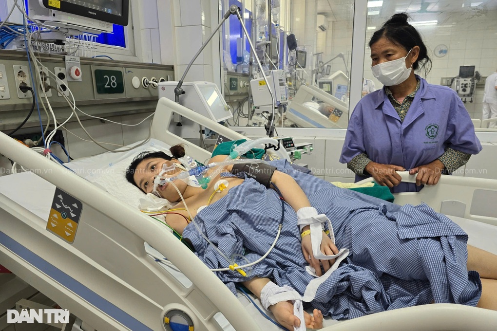 Bác sĩ kêu gọi cứu mẹ đơn thân không có Bảo hiểm y tế, nguy kịch tính mạng - 5 Bác sĩ kêu gọi cứu mẹ đơn thân không có Bảo hiểm y tế, nguy kịch tính mạng - 5