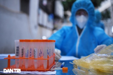 Hà Nội thêm 5 F0, xuất hiện ca cộng đồng tại Hà Đông
