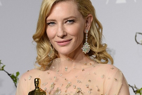 Ngưỡng mộ nhan sắc không tì vết của mỹ nhân 2 lần giành giải Oscar 