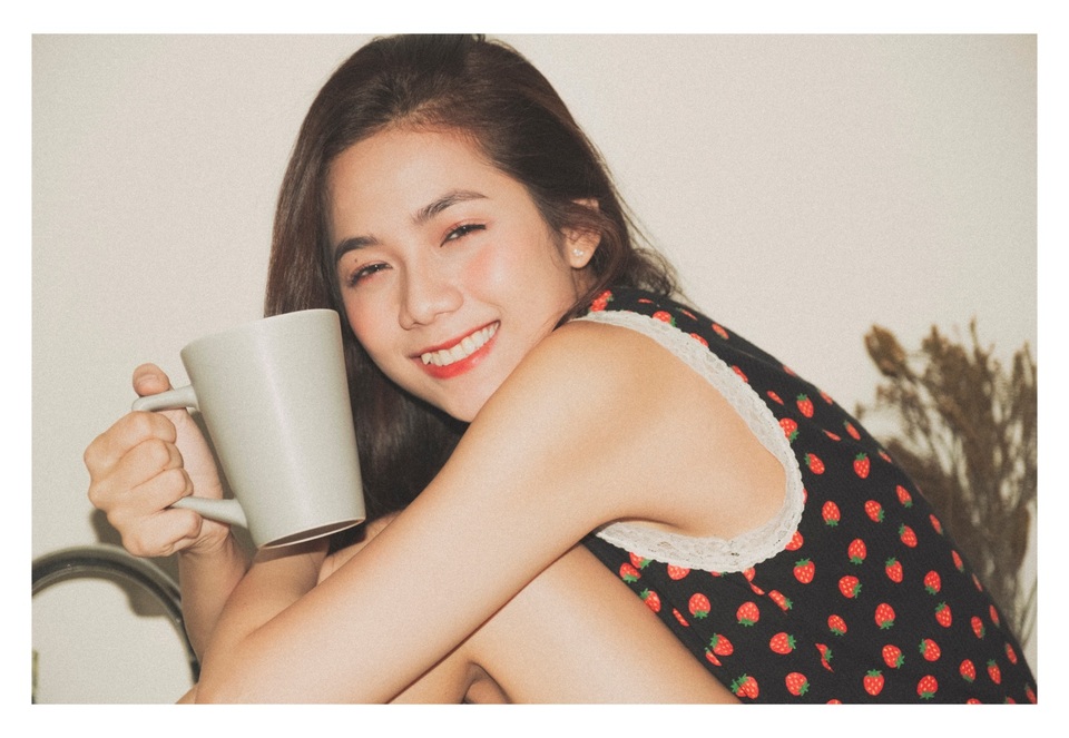 Hot girl giống diễn viên nổi tiếng Thái Lan khoe ảnh gợi cảm đón Giáng sinh - 10 Hot girl giống diễn viên nổi tiếng Thái Lan khoe ảnh gợi cảm đón Giáng sinh - 10