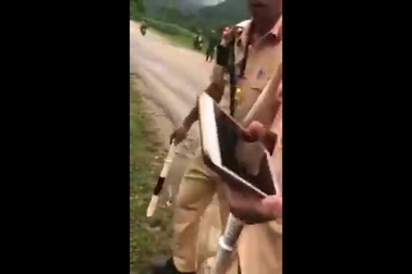 CSGT huyện Chiêm Hóa bị tố vụt gậy vào mặt người dân