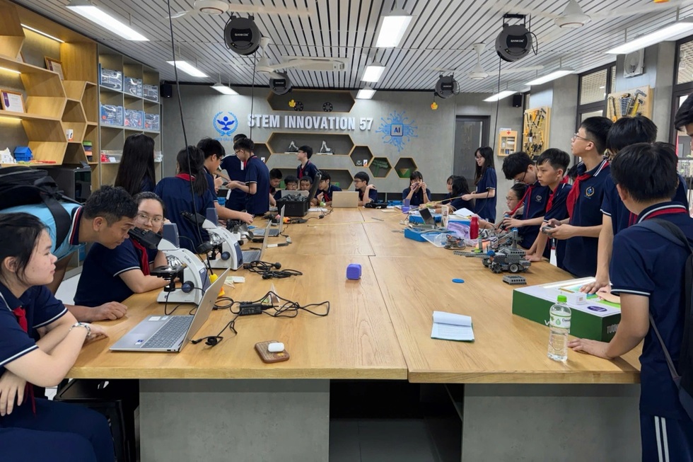 Phát triển giáo dục STEM Việt Nam, lời giải bài toán nhân lực bán dẫn và AI - 2 Phát triển giáo dục STEM Việt Nam, lời giải bài toán nhân lực bán dẫn và AI - 2