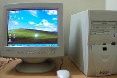 Bộ ảnh hoài niệm về những ngày đầu sử dụng Internet tại Việt Nam