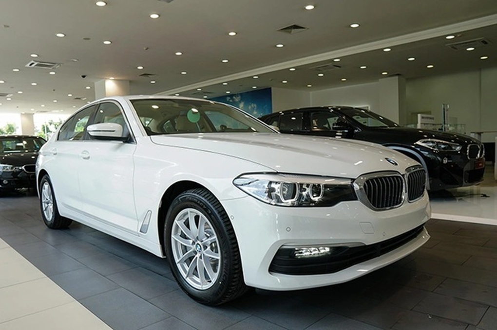 Triệu hồi hơn 900 chiếc BMW đời cũ tại Việt Nam do nguy cơ cháy - 1 Triệu hồi hơn 900 chiếc BMW đời cũ tại Việt Nam do nguy cơ cháy - 1