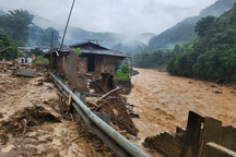 Mưa lũ tại Yên Bái làm 4 người chết, "cuốn trôi" 80 tỷ đồng