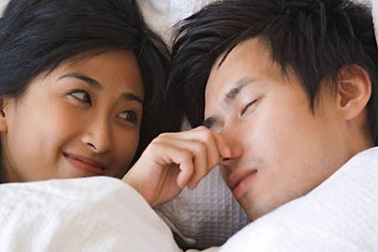 Mắc mớ gì phải yêu đến quên mình?