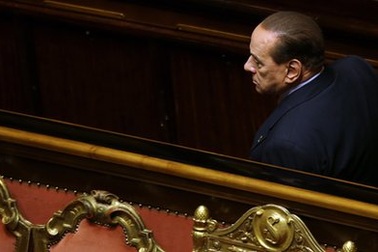Cựu Thủ tướng Berlusconi đối mặt nguy cơ bị "đuổi" khỏi quốc hội