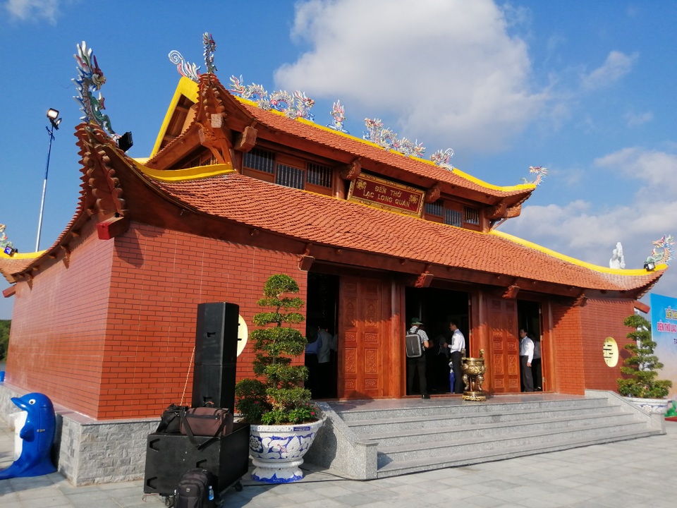 Khánh thành Đền thờ Lạc Long Quân và Tượng Mẹ tại Mũi Cà Mau - 2 Khánh thành Đền thờ Lạc Long Quân và Tượng Mẹ tại Mũi Cà Mau - 2