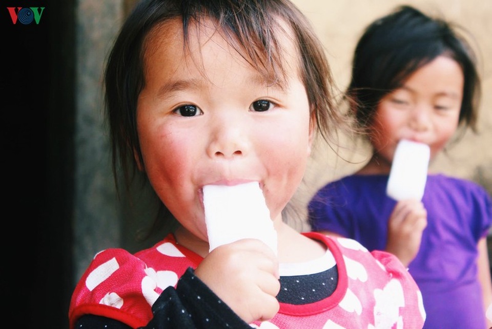 Người dân tộc thân thiện, mến khách nơi cao nguyên đá Hà Giang - 13 Người dân tộc thân thiện, mến khách nơi cao nguyên đá Hà Giang - 13