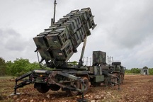 Ukraine hy vọng nhưng thận trọng sau quyết định "đổi chiều" của ông Trump