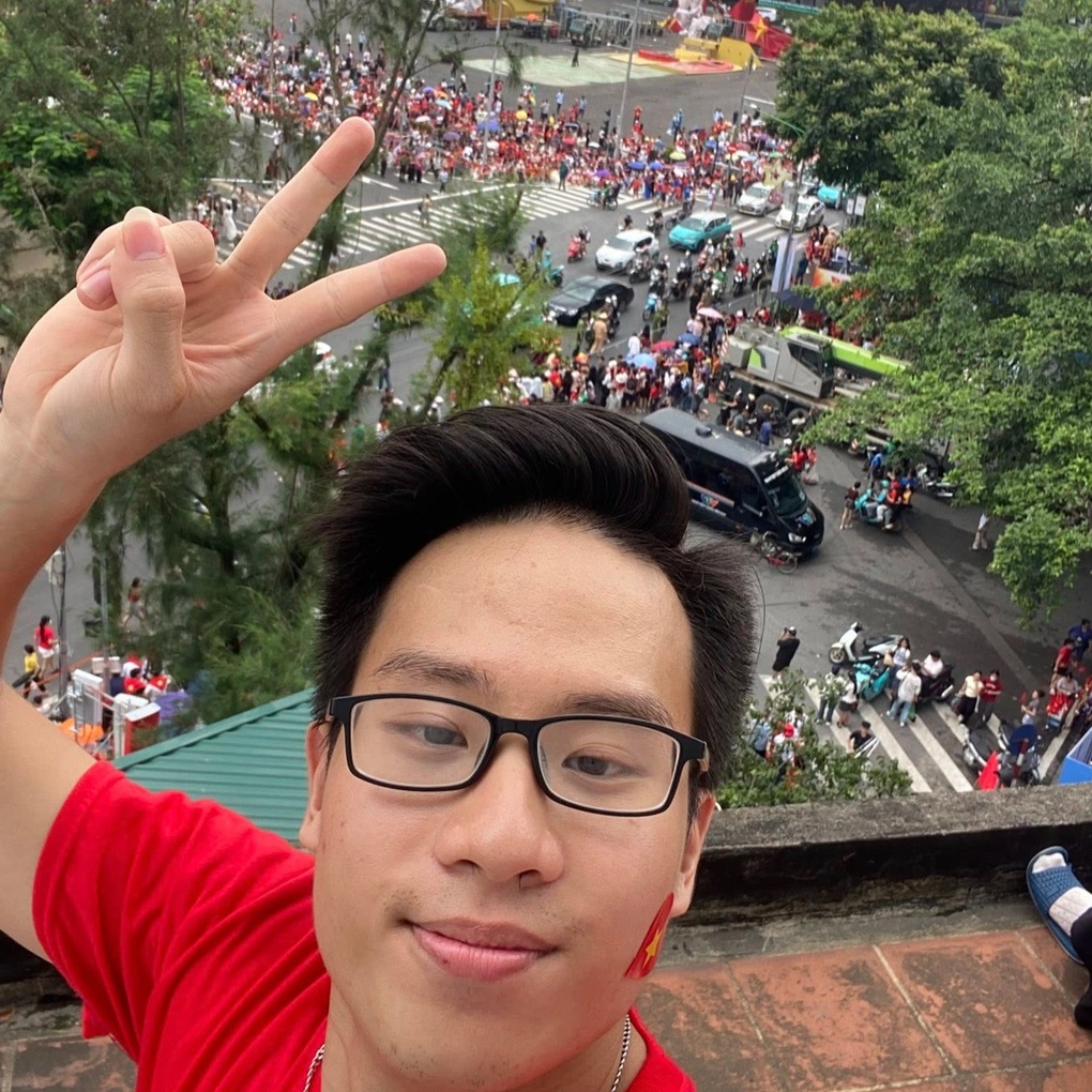 Chàng trai Hà Nội thắng đời với ngôi nhà tầm nhìn trên cao xem duyệt binh - 2 Chàng trai Hà Nội thắng đời với ngôi nhà tầm nhìn trên cao xem duyệt binh - 2