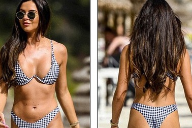 Thân hình bốc lửa của cựu hoa hậu Anh
