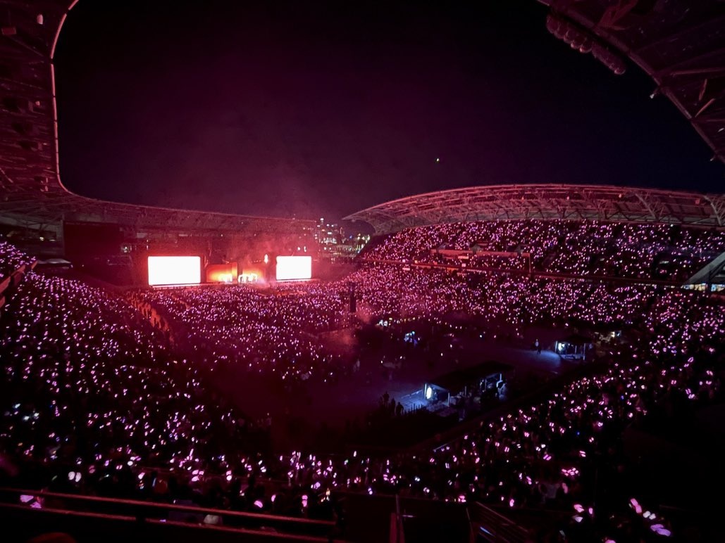 Trước giờ mở bán vé Blackpink: Fan Việt có lấp đầy 40.000 chỗ sân Mỹ Đình? - 6 Trước giờ mở bán vé Blackpink: Fan Việt có lấp đầy 40.000 chỗ sân Mỹ Đình? - 6