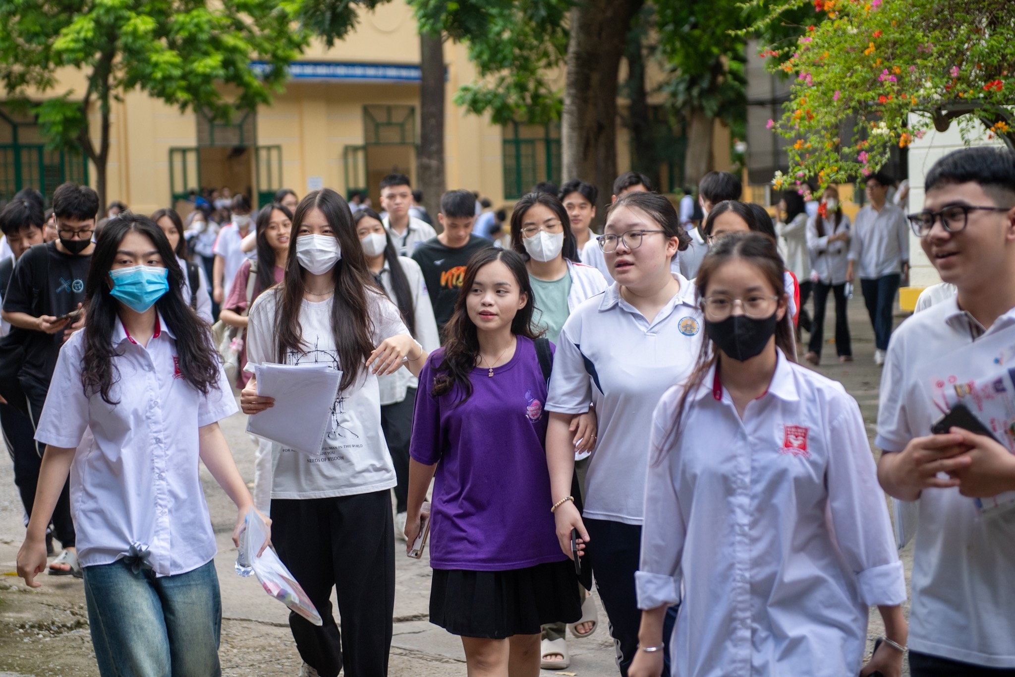 رشتهای با بدترین میانگین امتیاز در سال ۲۰۲۳: کدام داوطلبان نمره ۹ تا ۱۰ میگیرند؟ - ۴ Môn có điểm trung bình thảm nhất 2023: Thí sinh nào sẽ đạt điểm 9-10? - 4