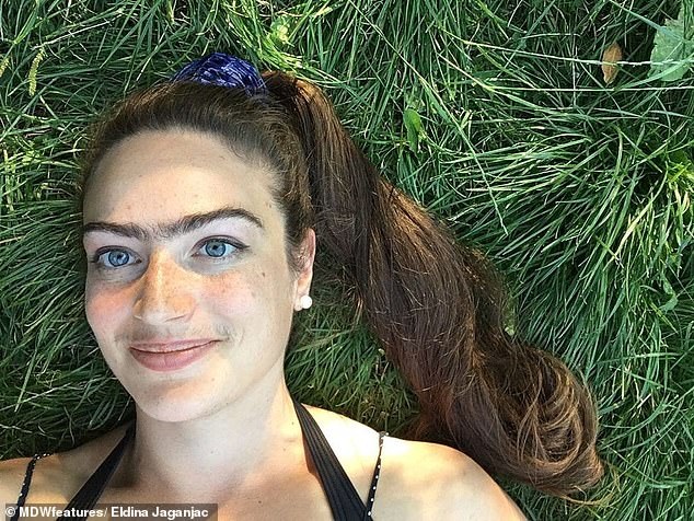 Câu chuyện về cô gái... không cạo râu thu hút sự chú ý - 5 Câu chuyện về cô gái... không cạo râu thu hút sự chú ý - 5