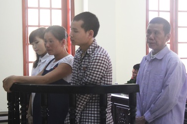 "Sơn nữ" 15 tuổi đòi sang Trung Quốc lấy chồng, 4 người lớn vào tù