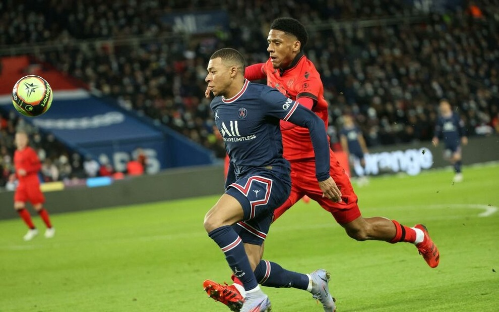 Messi chơi mờ nhạt, PSG hòa thất vọng trước Nice - 2 Messi chơi mờ nhạt, PSG hòa thất vọng trước Nice - 2
