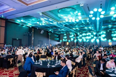 Vinhomes ồ ạt tuyển quân, thị trường hứa hẹn sáng trở lại