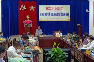 Lãnh đạo tỉnh Bạc Liêu đối thoại, tìm cách gỡ khó cho doanh nghiệp