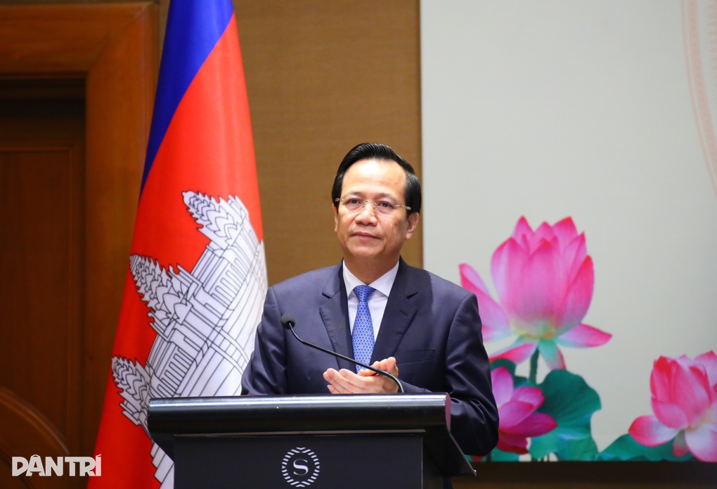 Thúc đẩy hợp tác lao động và đào tạo nghề Việt Nam - Campuchia - 2 Thúc đẩy hợp tác lao động và đào tạo nghề Việt Nam - Campuchia - 2