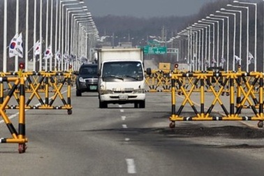 Triều Tiên cắt mọi hợp tác với Hàn Quốc, dọa tịch thu tài sản ở Kaesong