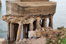 Trụ cầu Trung Hà nối Hà Nội - Phú Thọ trơ sắt thép: Chưa có phương án sửa