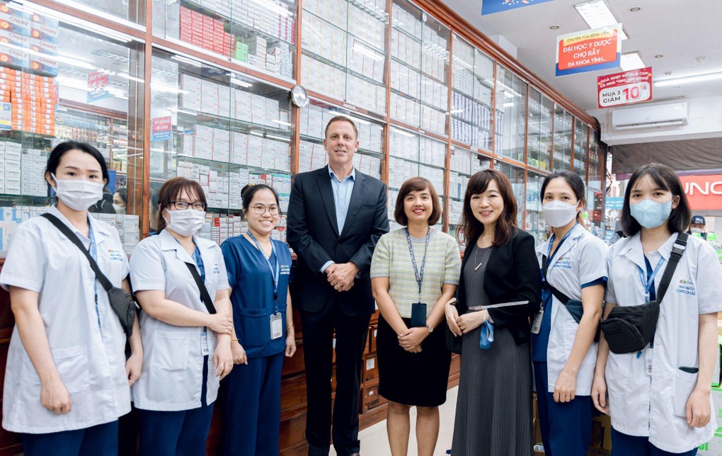 Nhiều triển vọng trong chuyến làm việc của Phó Chủ tịch toàn cầu Merck tại Việt Nam - 1 Nhiều triển vọng trong chuyến làm việc của Phó Chủ tịch toàn cầu Merck tại Việt Nam - 1
