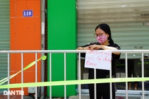 Hà Nội: Phong tỏa tòa chung cư 400 hộ dân và nhiều cửa hàng, quán ăn