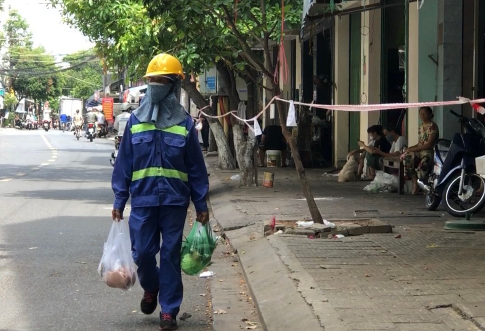 Đà Nẵng hỗ trợ người gặp khó do Covid-19 thêm 2 tháng - 1 Đà Nẵng hỗ trợ người gặp khó do Covid-19 thêm 2 tháng - 1