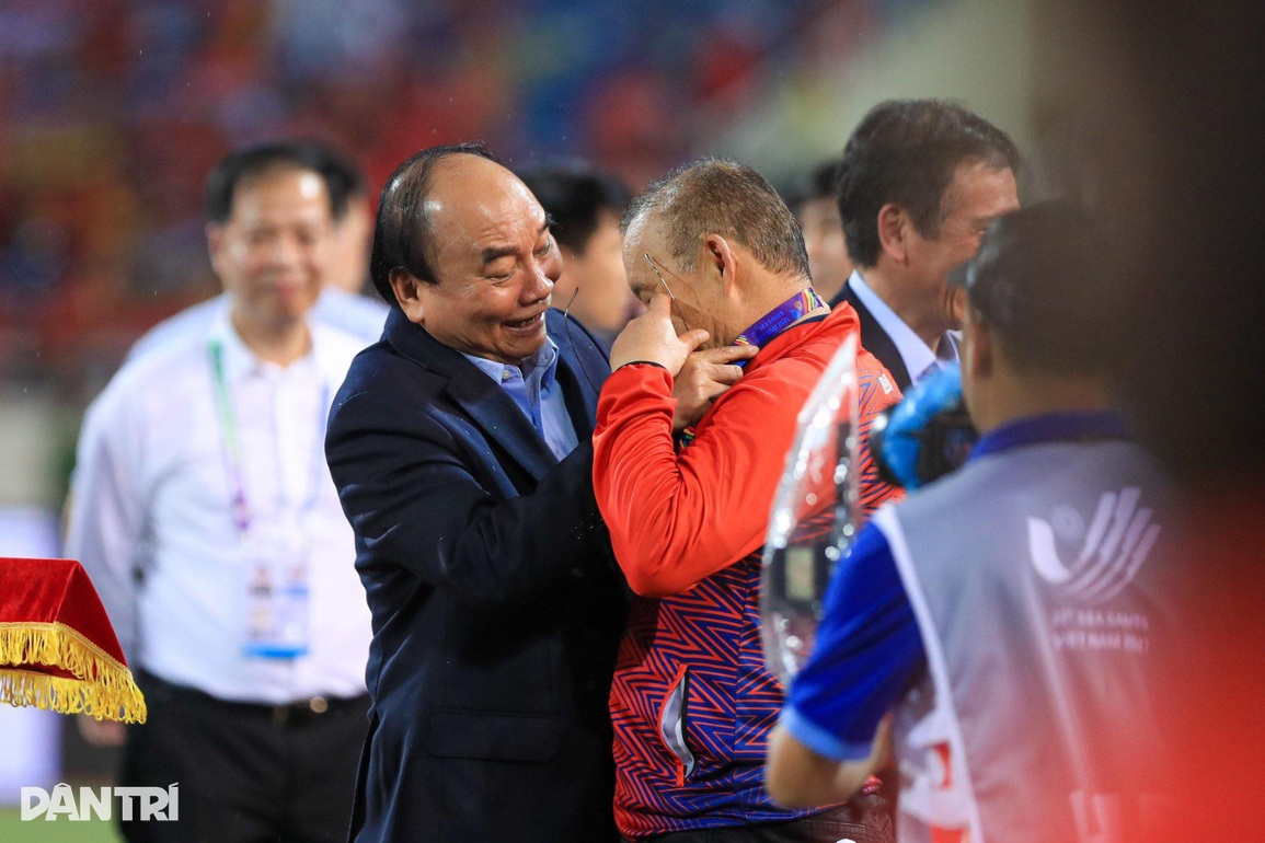 HLV Park Hang Seo: Việt Nam quyết đòi cúp vô địch AFF Cup từ Thái Lan - 1 HLV Park Hang Seo: Việt Nam quyết đòi cúp vô địch AFF Cup từ Thái Lan - 1