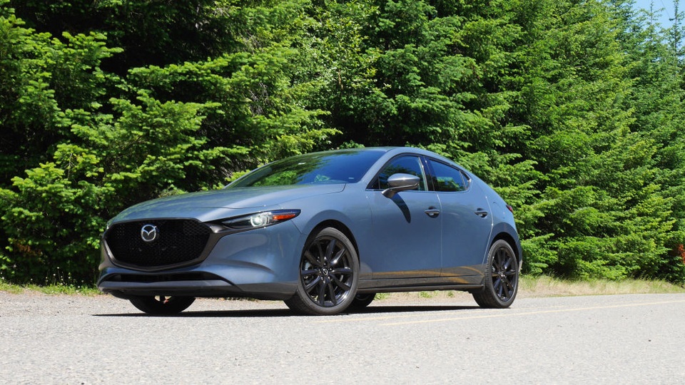 Hàng chục ngàn xe Mazda3 bị lỗi phanh khẩn cấp - 1 Hàng chục ngàn xe Mazda3 bị lỗi phanh khẩn cấp - 1